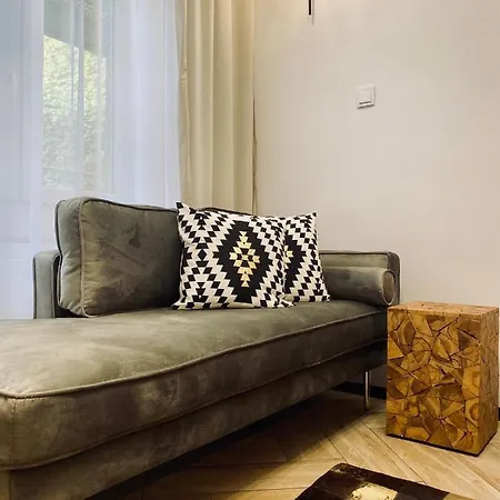 Apartment Premium Jacuzzi For Couples, Old Town