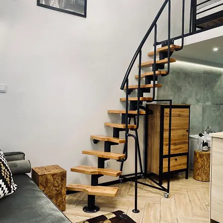 Premium Jacuzzi For Couples, Old Town Apartment *