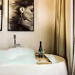Premium Jacuzzi For Couples, Old Town * Krakov