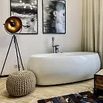 Premium Jacuzzi For Couples, Old Town *